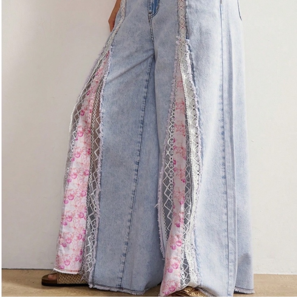 Bohemian Light Wash Floral Print Lace Panel Wide Leg Denim Jeans S M L - Picture 4 of 5